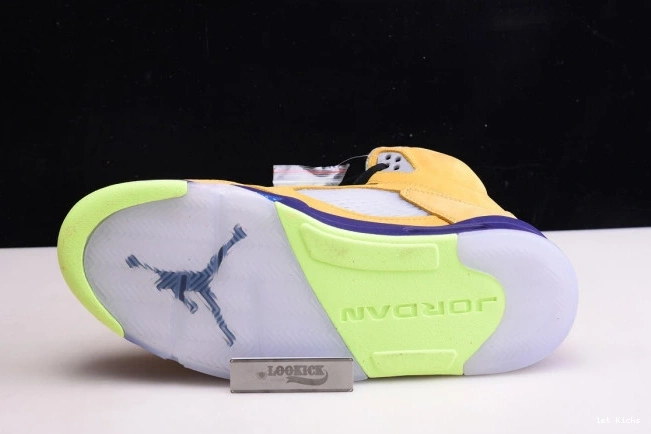 1st Kicks Shoes CZ5725-700 The Retro What Jordan 5 0701